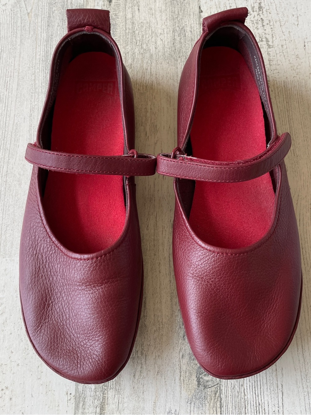 Camper Right Nina Flat Red Leather Slip-On Mary Janes EU 39 EUC